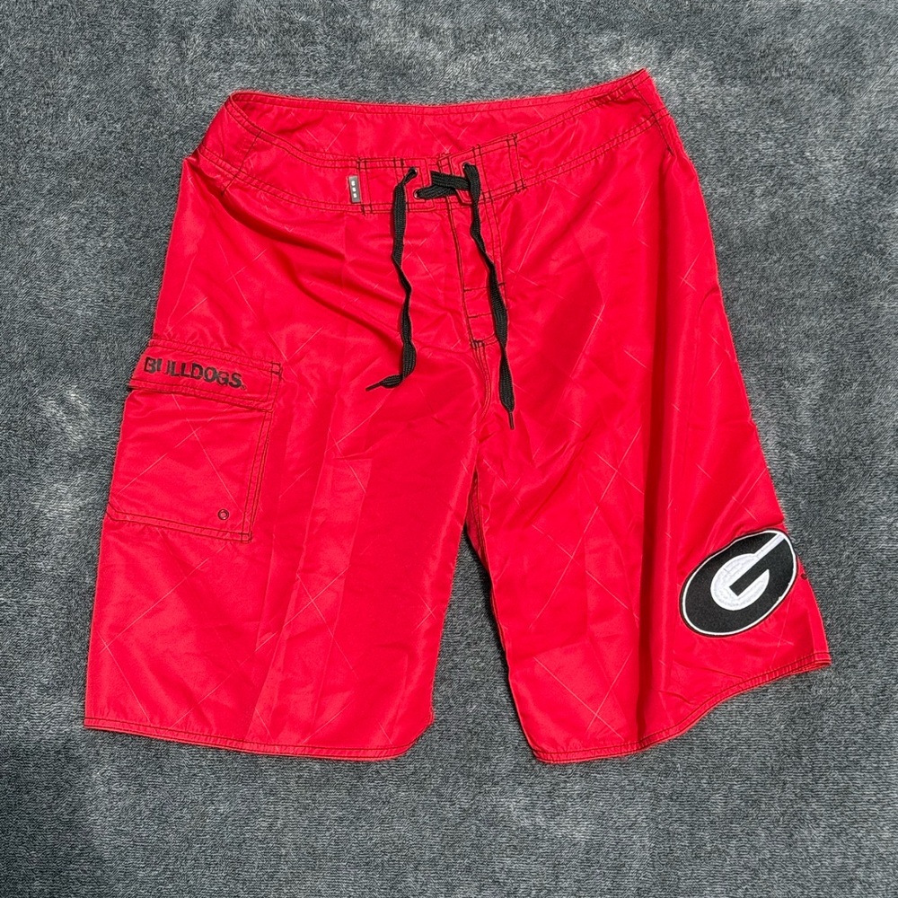 Georgia Bulldogs red swim trunks size 33 pool wear, sports team